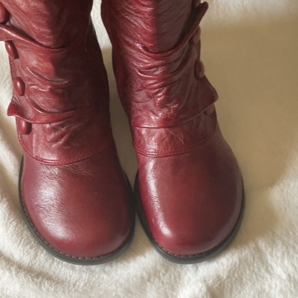 Miz Mooz Red Leather Heeled Boots - Picture 2 of 6